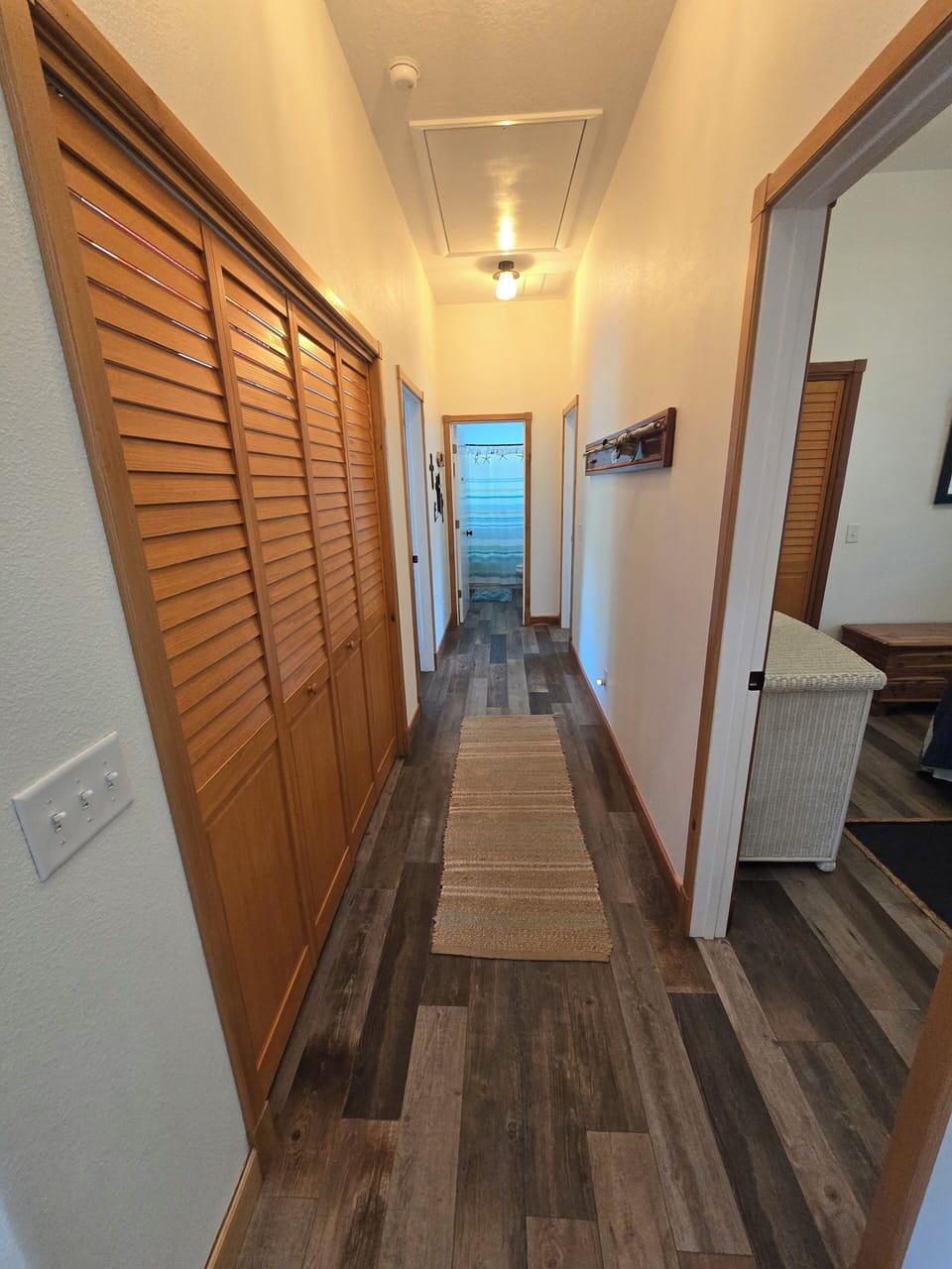 Hallway to all room, full bedroom on the right 