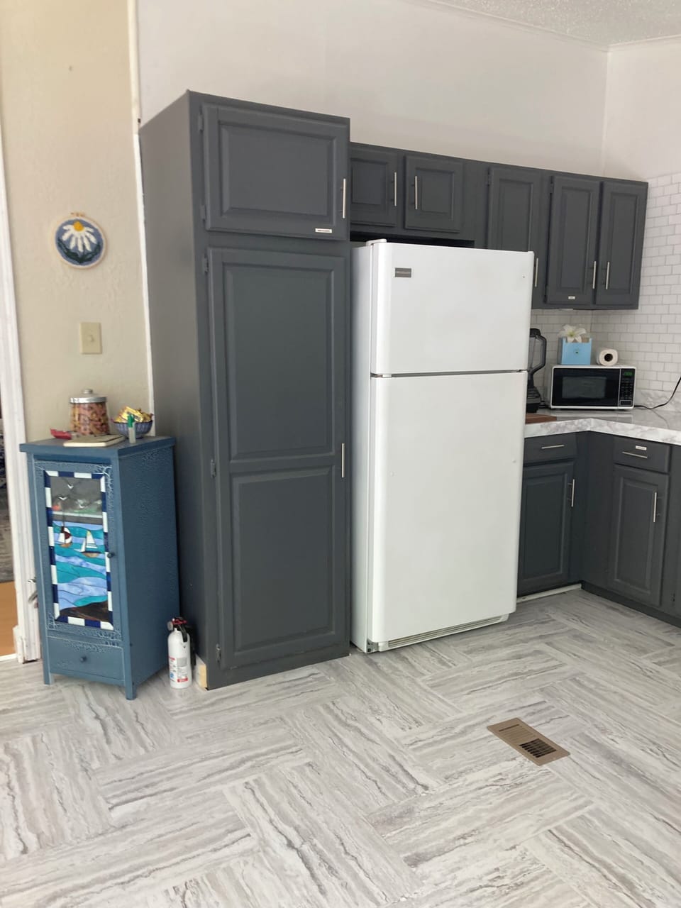 Kitchen left side