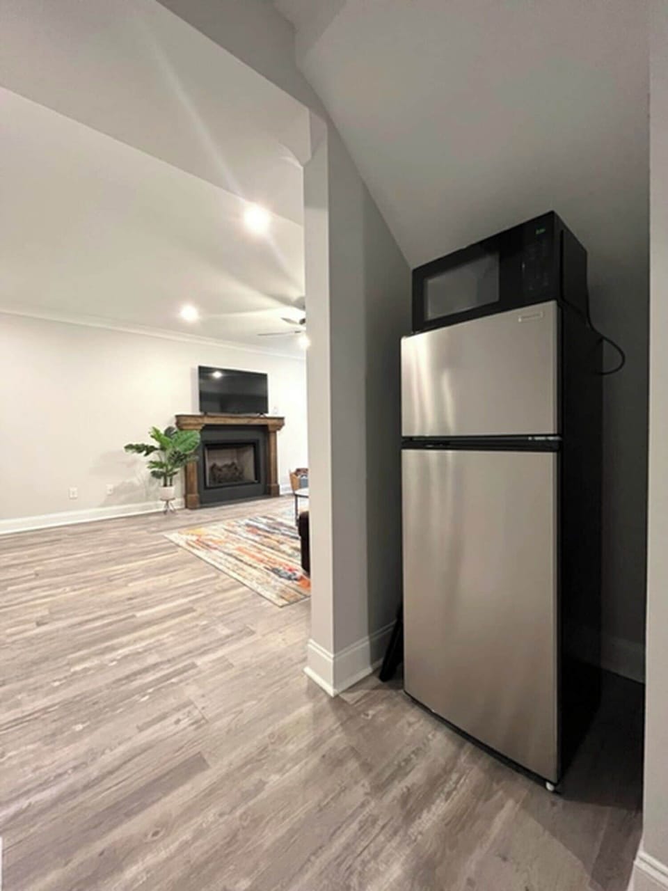 Refrigerator+Microwave