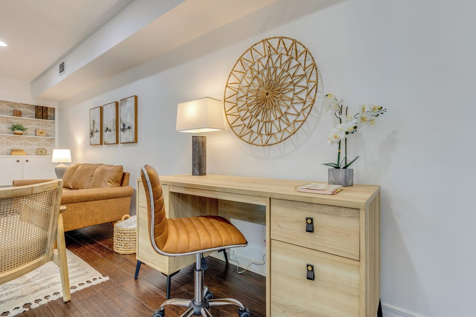 Desk Workspace | 1st Floor