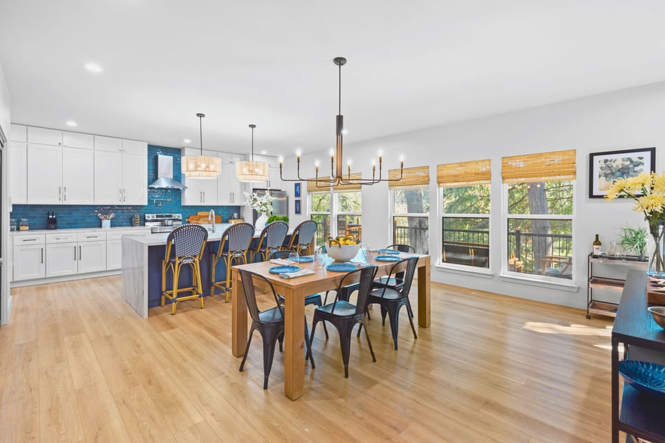 Share meals and memories around the dining table, with plenty of space for everyone to come together.