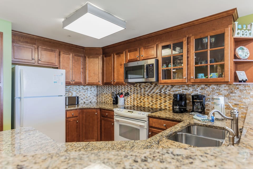 Full Kitchen