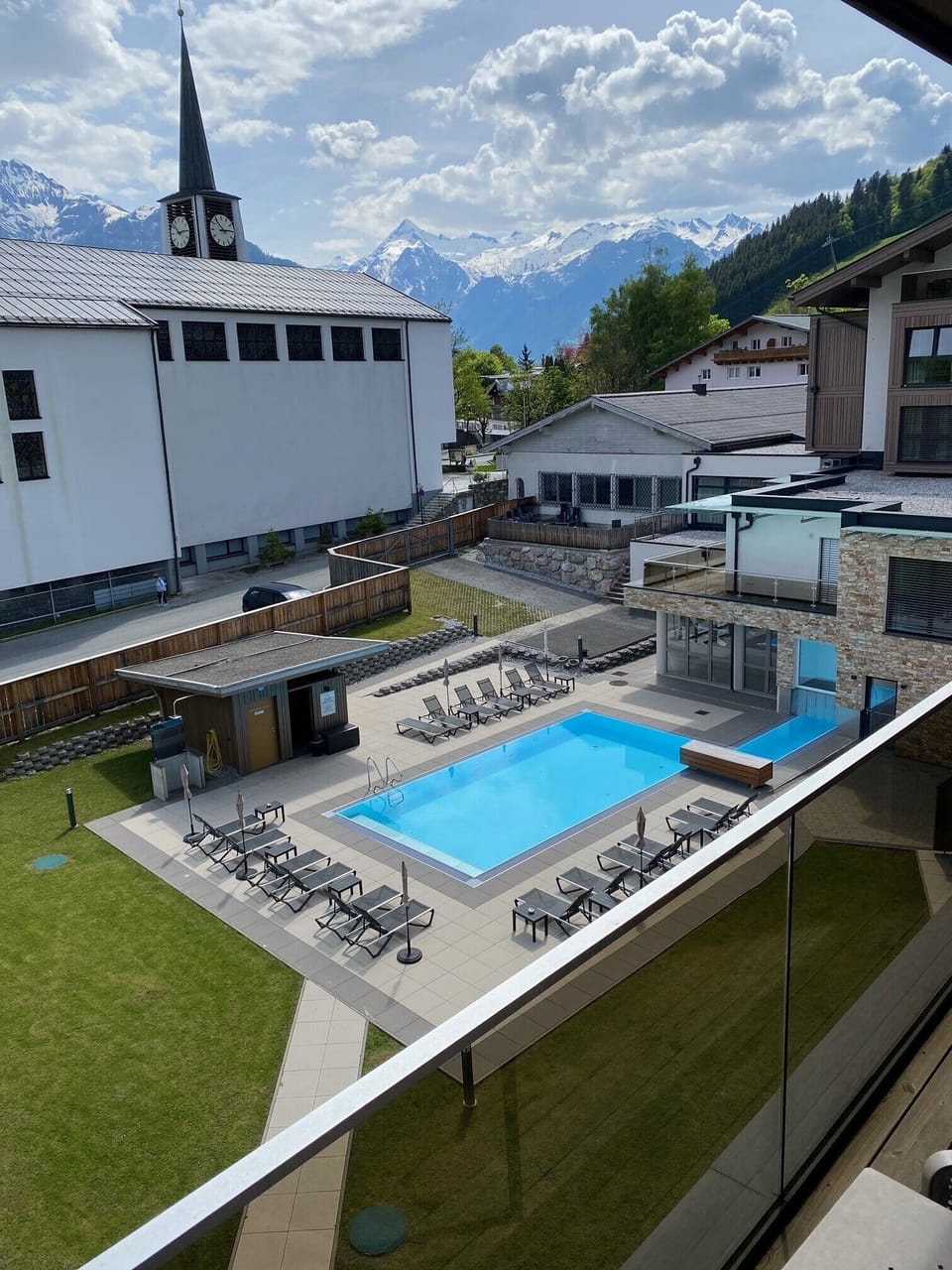 Pool