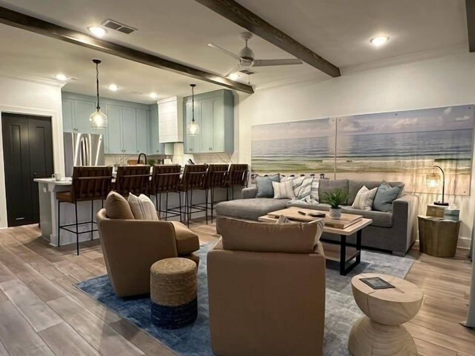 Gather, relax, and make memories in Emerald Surf's inviting living space.