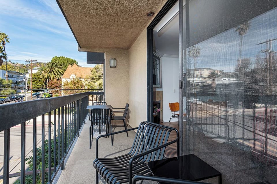 Outdoor balcony (gas grill not shown)