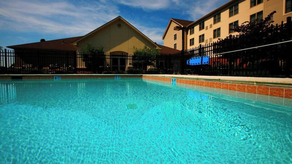Seasonal Pool