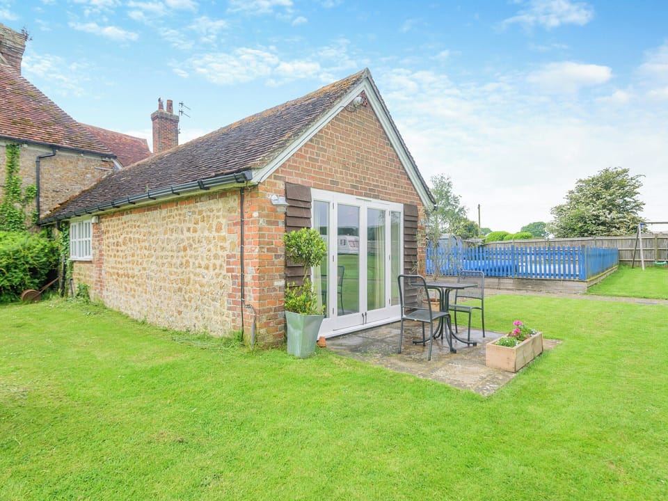 Exterior | Lidsey Farmhouse, Bognor Regis