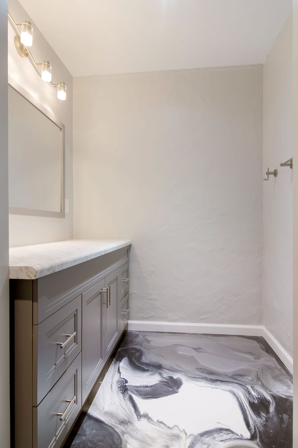 9f064f2d-f757-4a9f-939c-46e8ab781c21