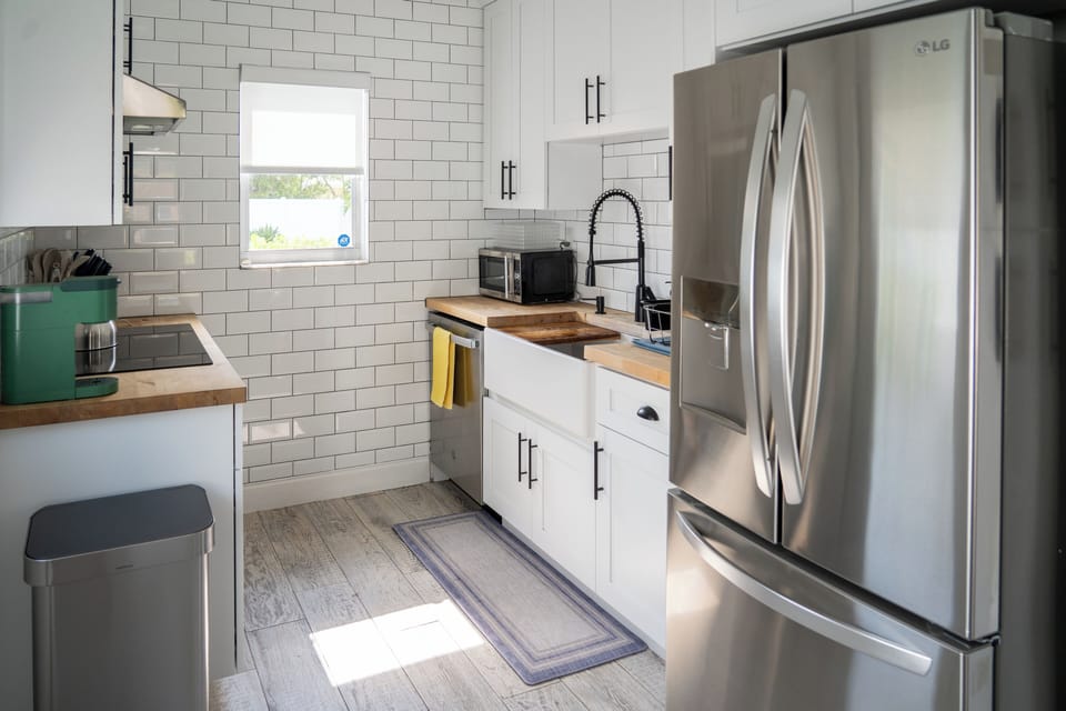 Fully-equipped kitchen