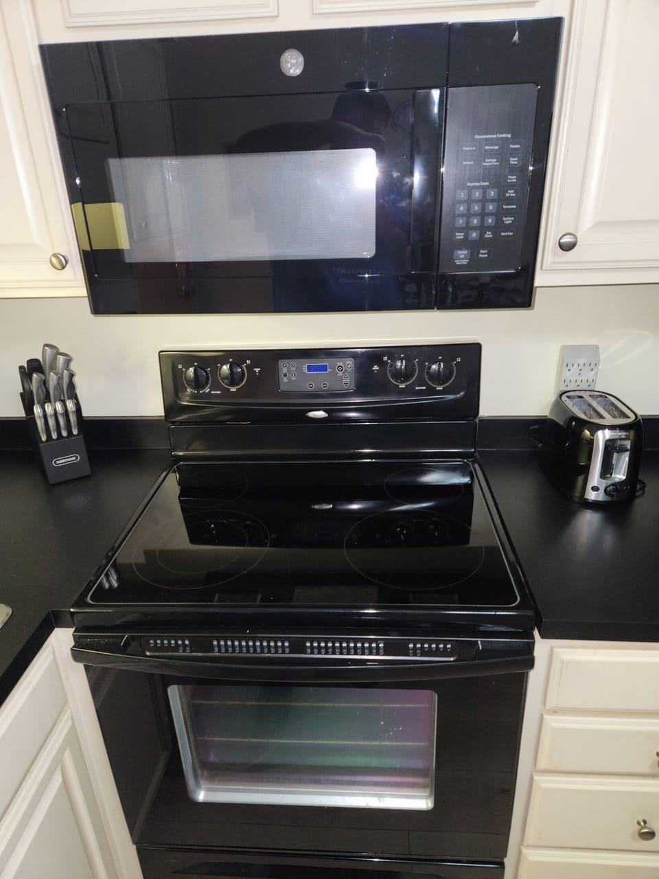 Stove and Microwave