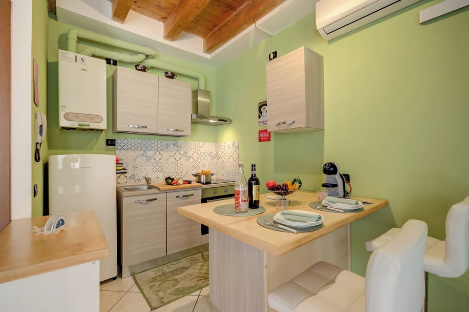 Kitchenette