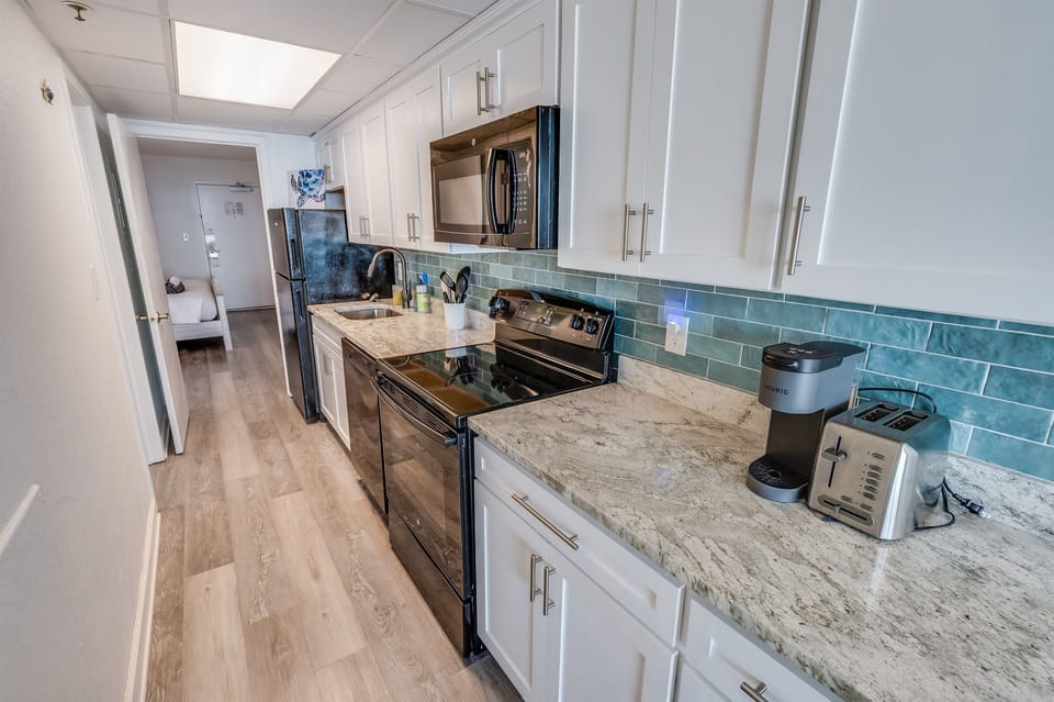 Large Kitchen Area