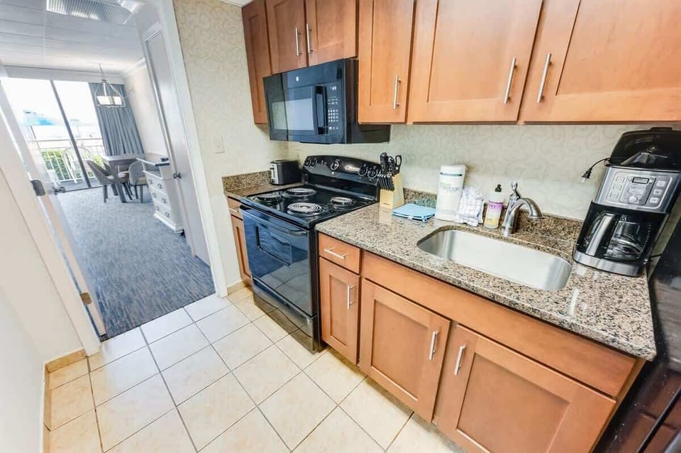 Full Sized Appliances in Kitchen Area