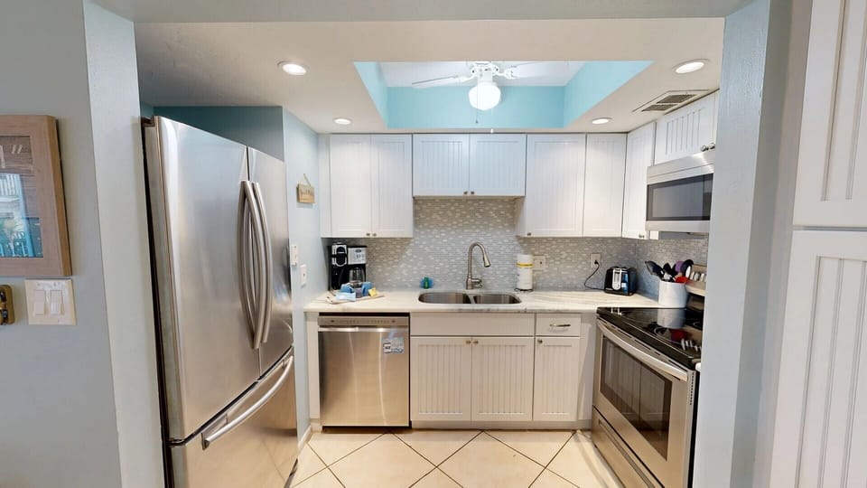 All stainless Steel Appliances.