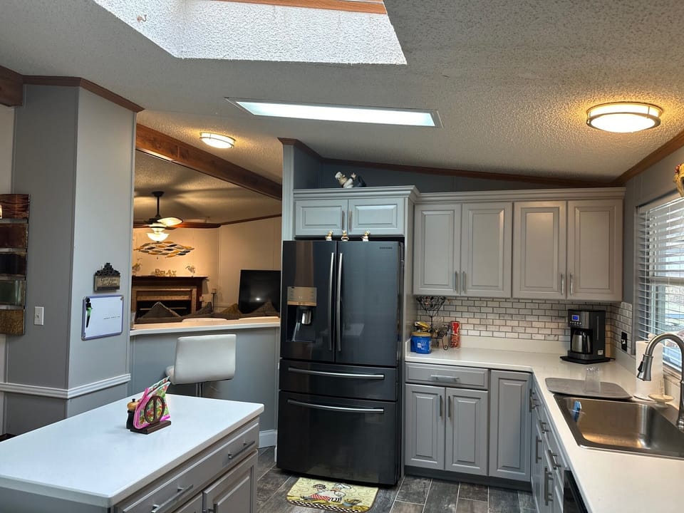Kitchen double door frig