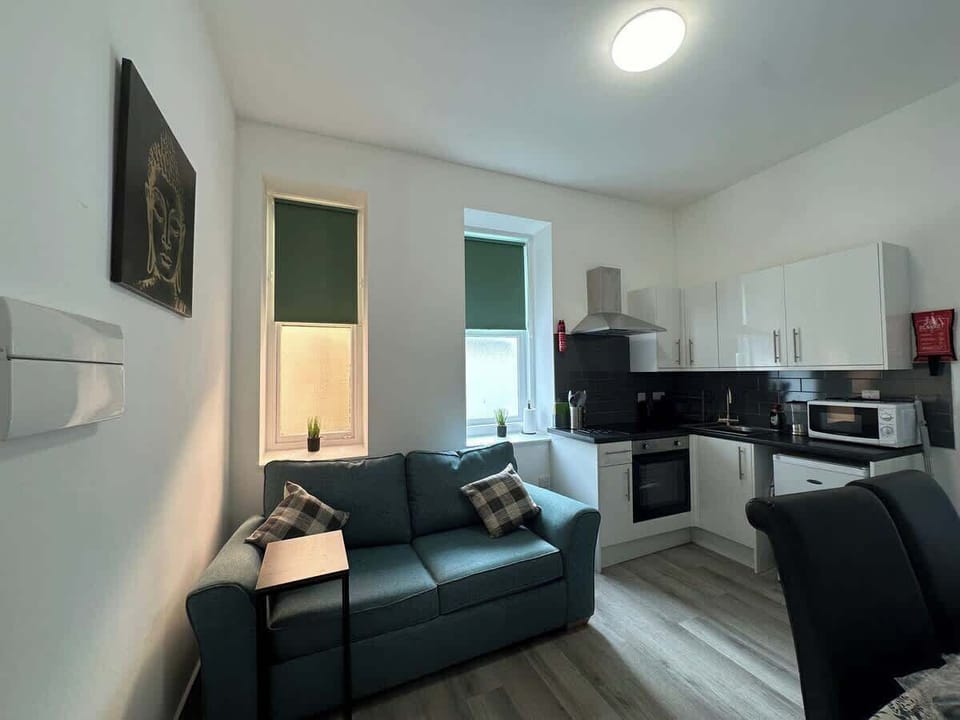 Lounge with Sofa Bed