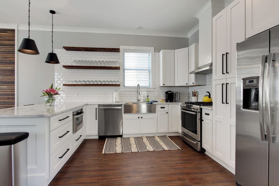 High end kitchen with all that you'll need!