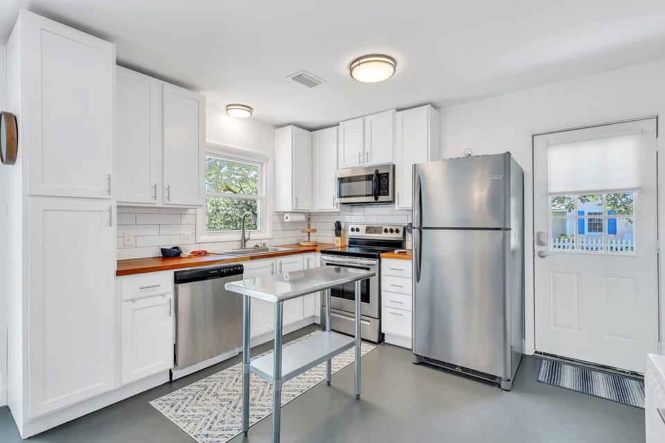 Well-equipped kitchen