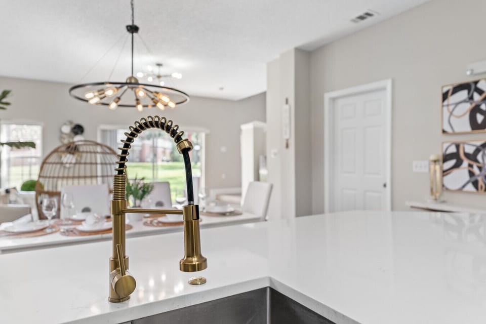 Kitchen #Disney #Parks #kingdom #springs #Emeraldisland #resort #Apartment #Condo #Vacation #Rental #waterpark #Kissimmee #Orlando #universal #citywalk