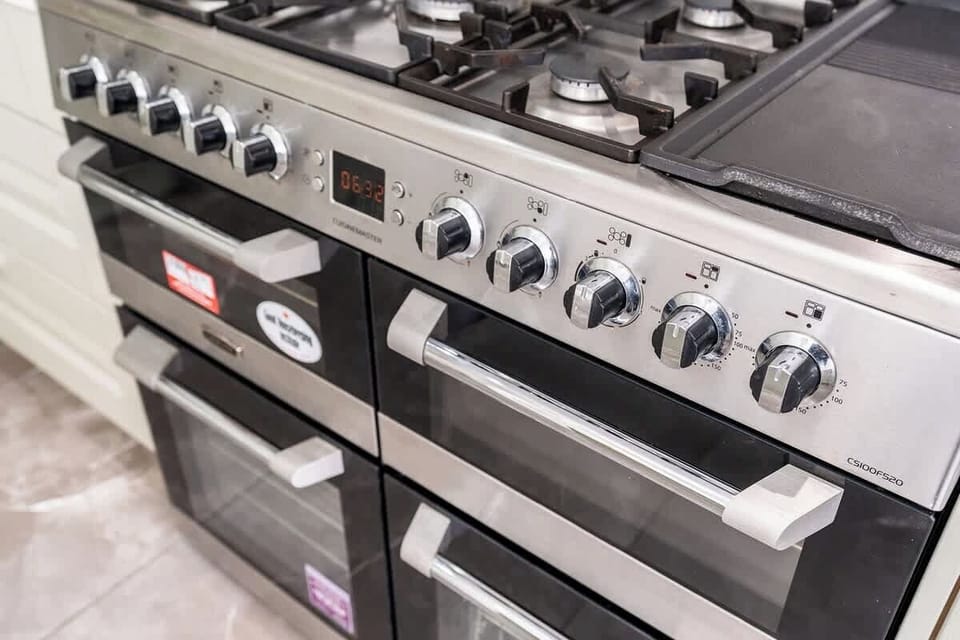 Kitchen equipment available for your private use on the duration of your whole stay.