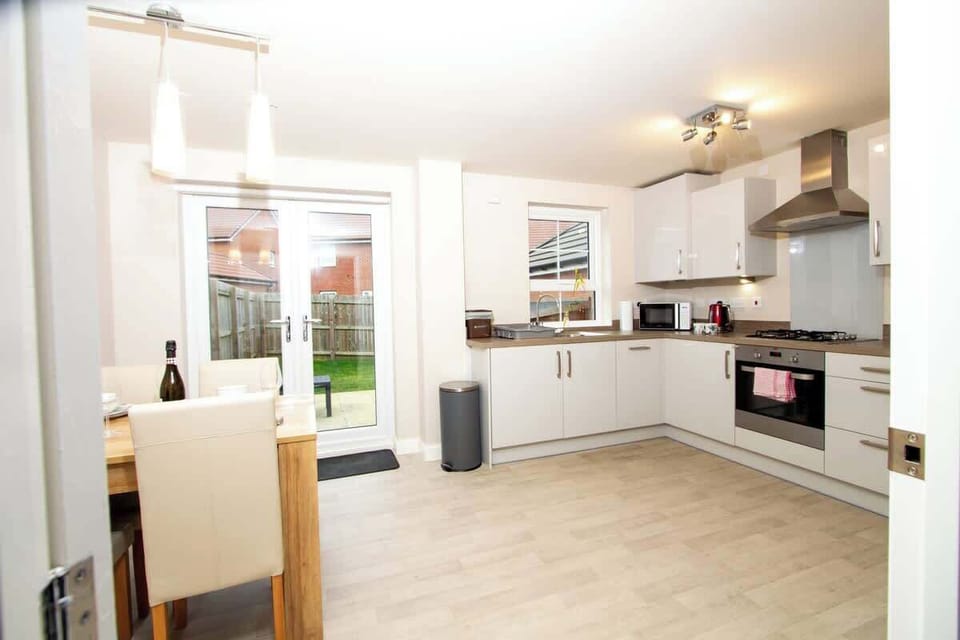 Kitchen and dining space.