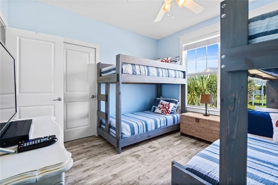 Plenty of closet and dresser space to store your vacation outfits