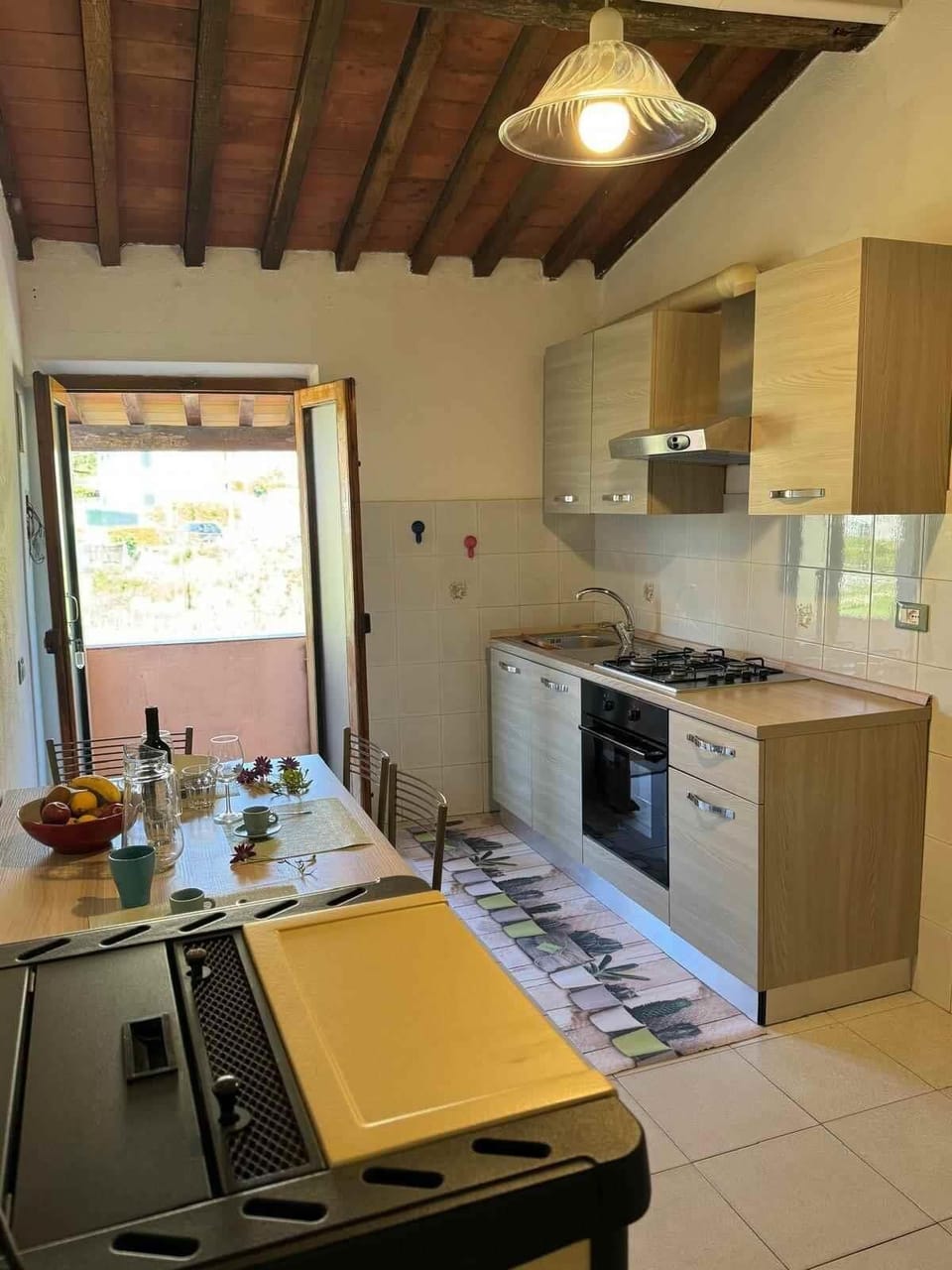 Kitchen-Living