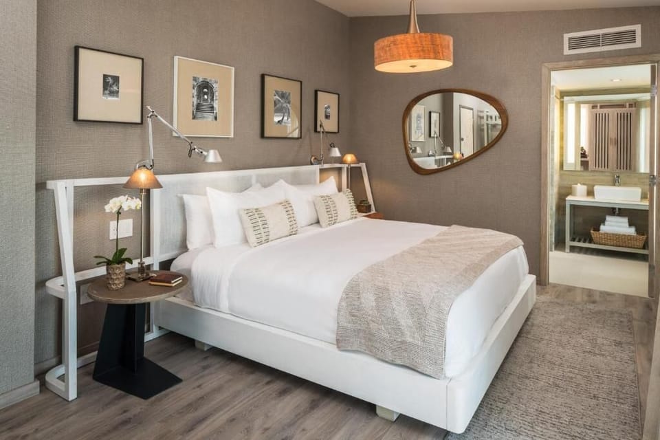 Unwind in crisp linens with calming, boutique-style design.
