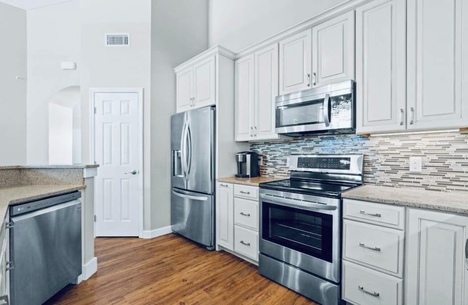 Kitchen (2)