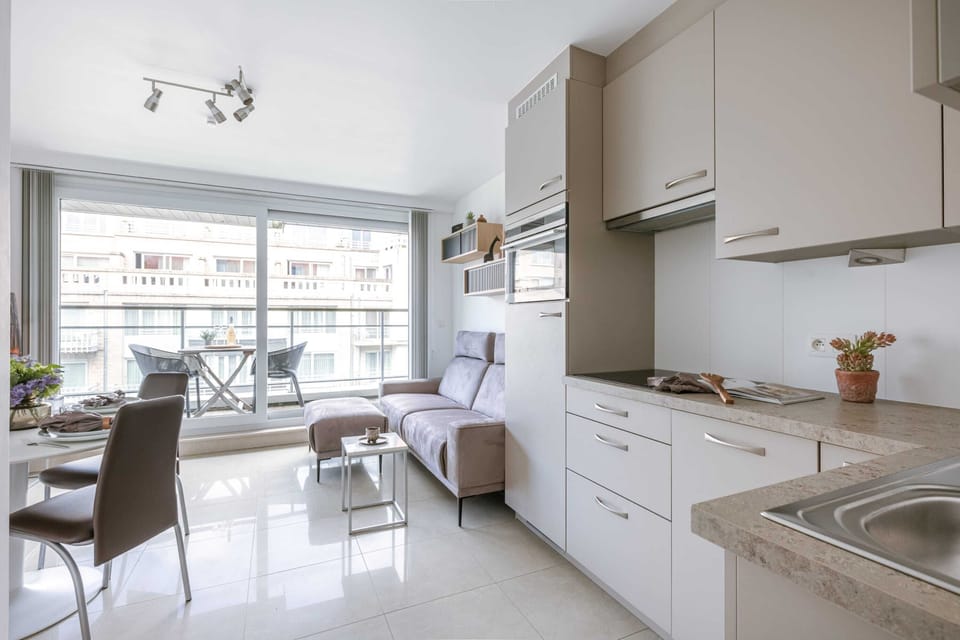 Open kitchen