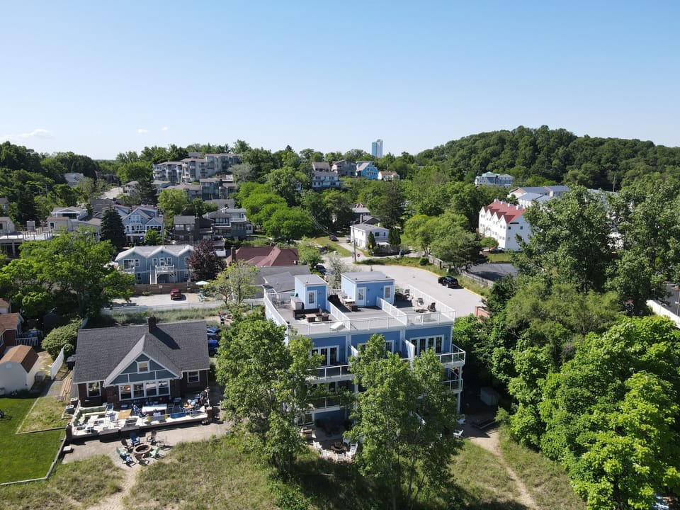 Some things money can’t buy—like these views from Steel Magnolia!