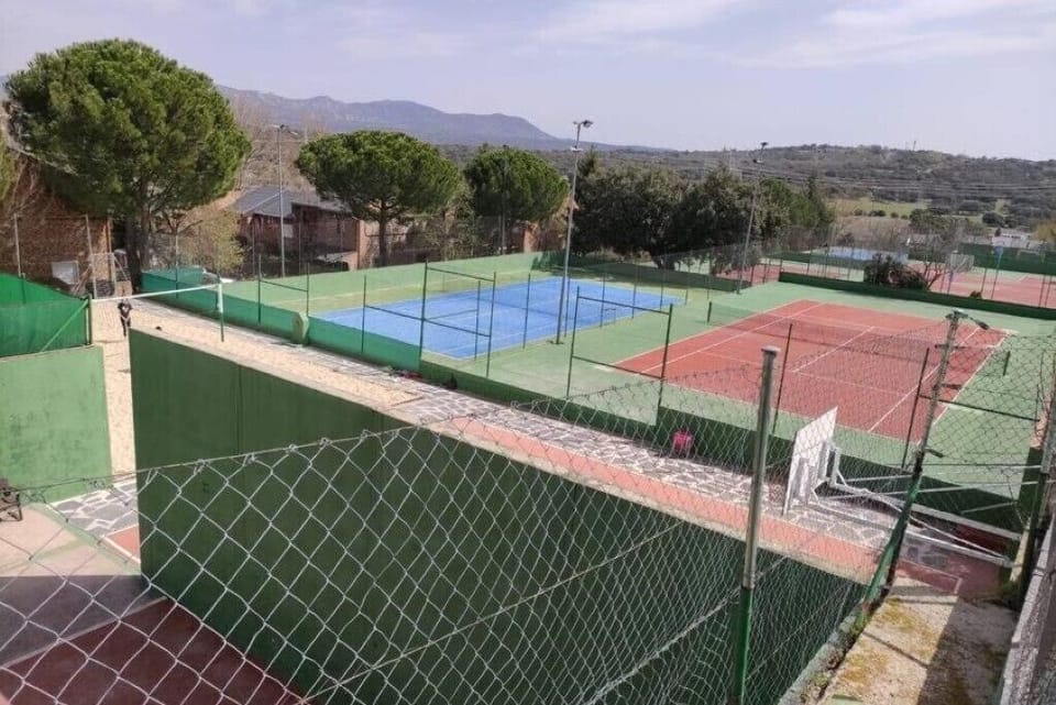 Sport court