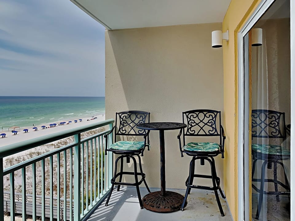 Gulf-Front Balcony