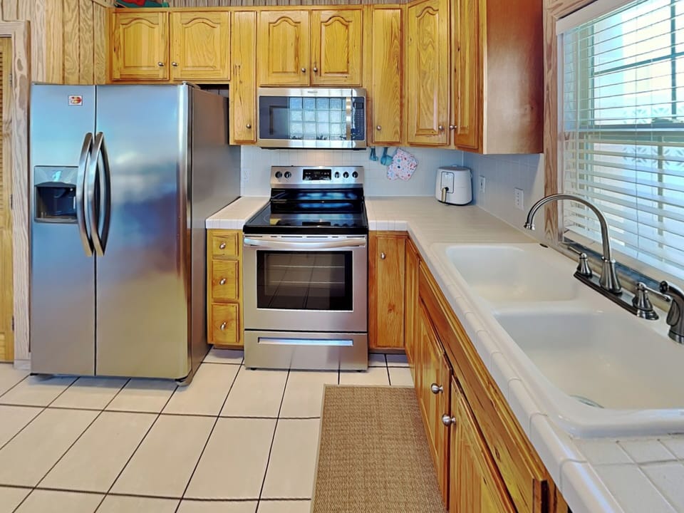 Full Kitchen