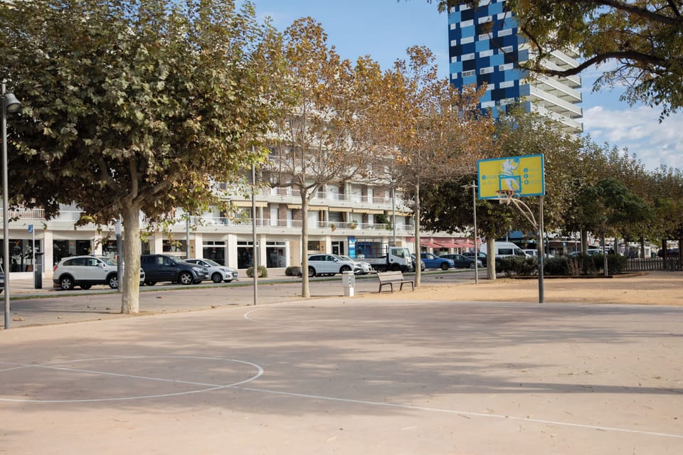 Sport court