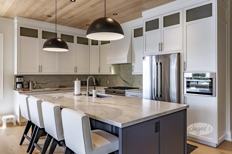 Kitchen &amp; Bar Seating