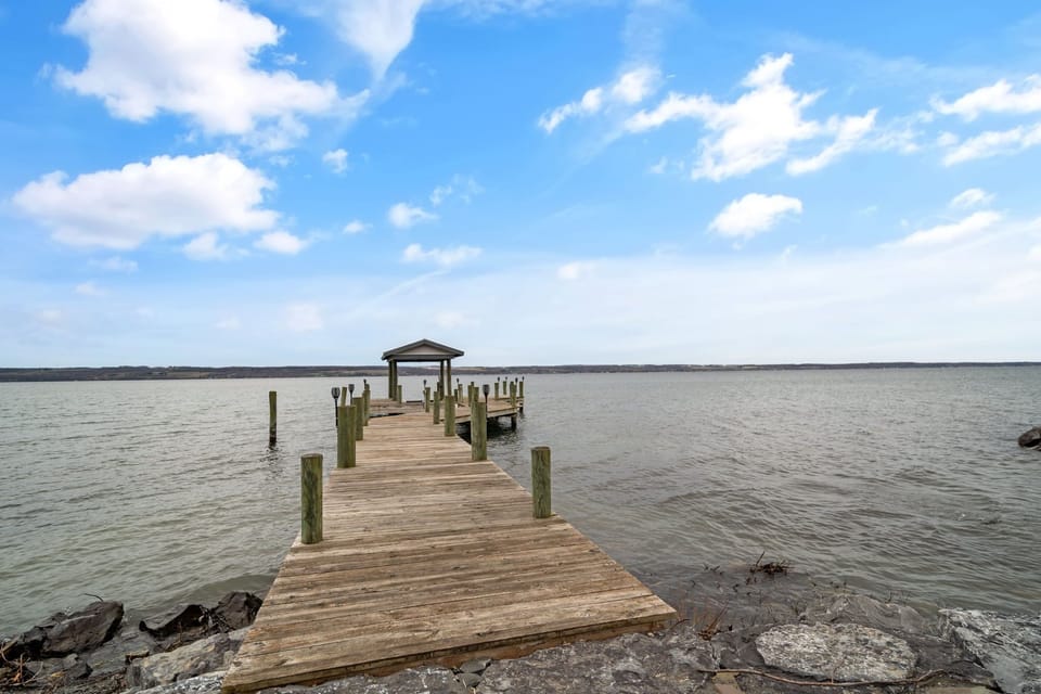 Private dock and slip