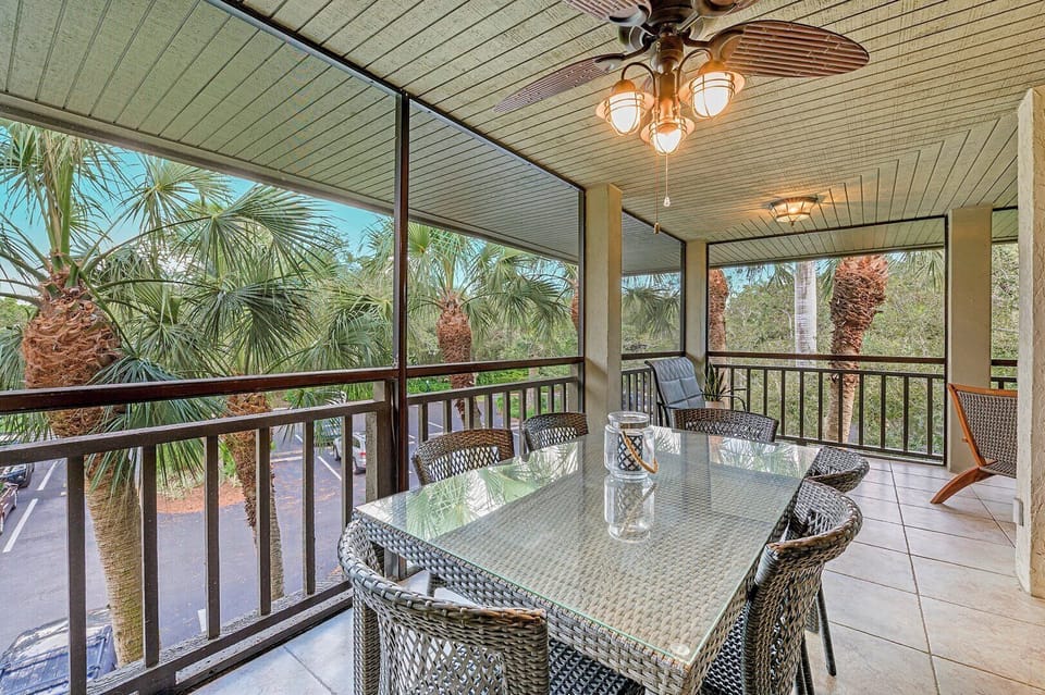 Lanai overlooking the beautiful outdoors