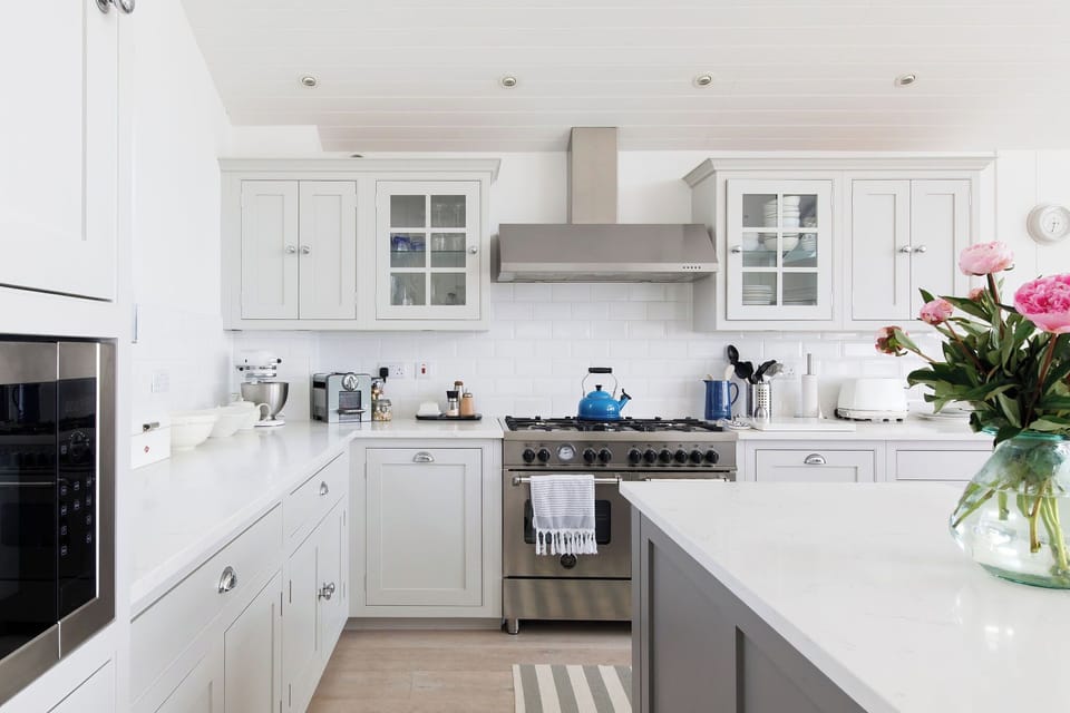 Fully equipped for you to prepare your culinary delights