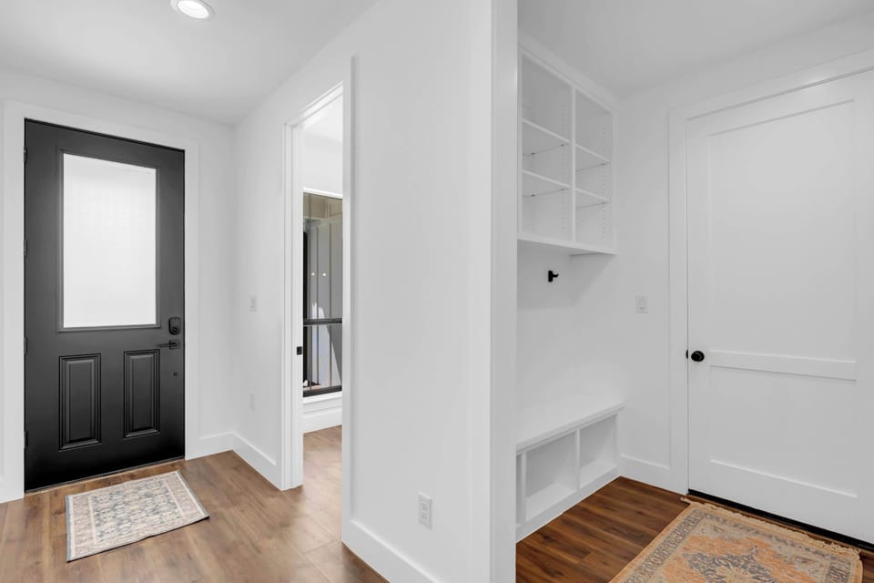 Front entryway and garage door