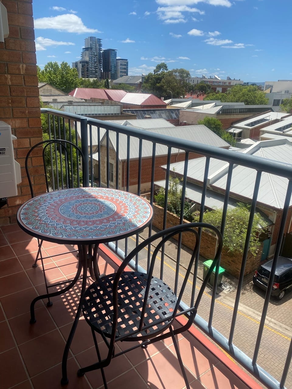  Balcony with seating