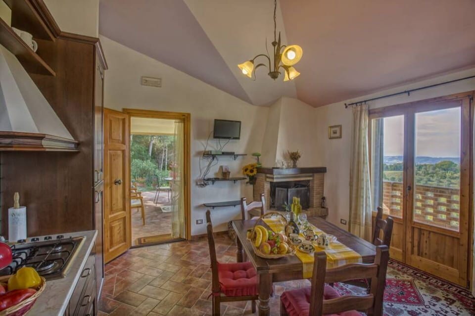 Dining Room, Kitchen
