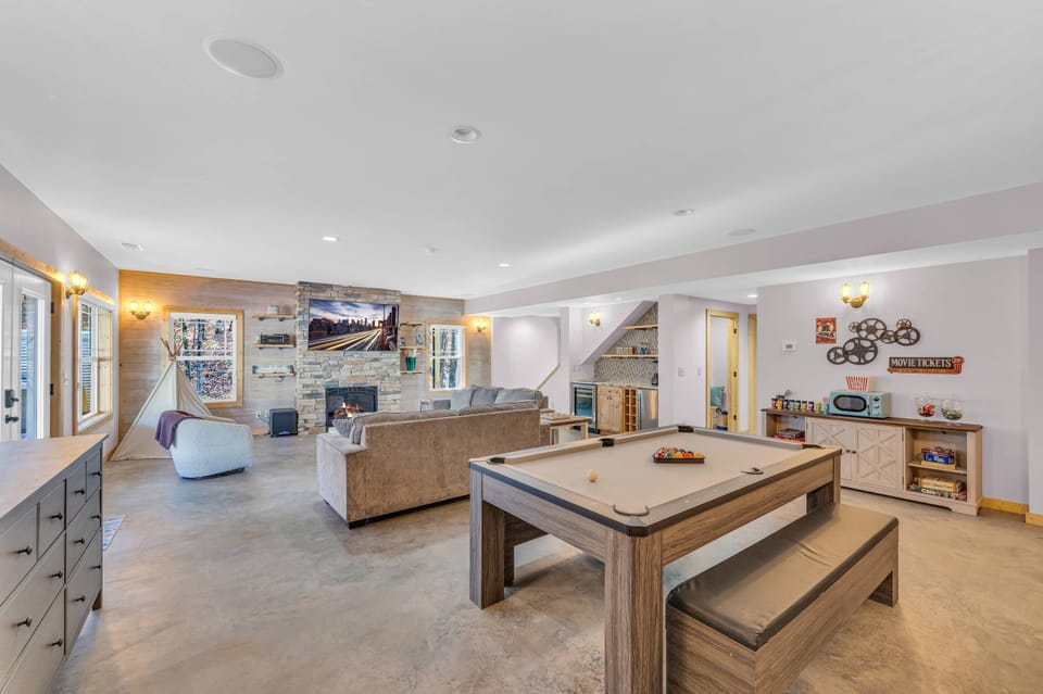 Lower level Living area
