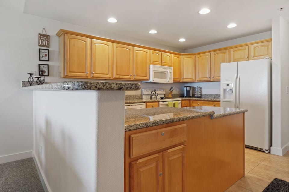 934 Vacation by the Sea