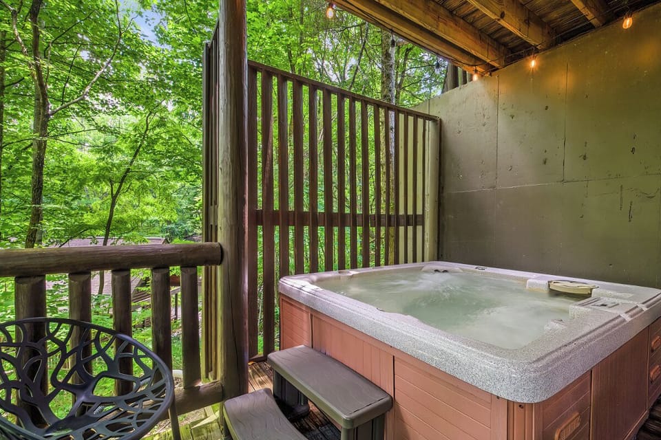 Whiskey Mountain's bubbling hot tub