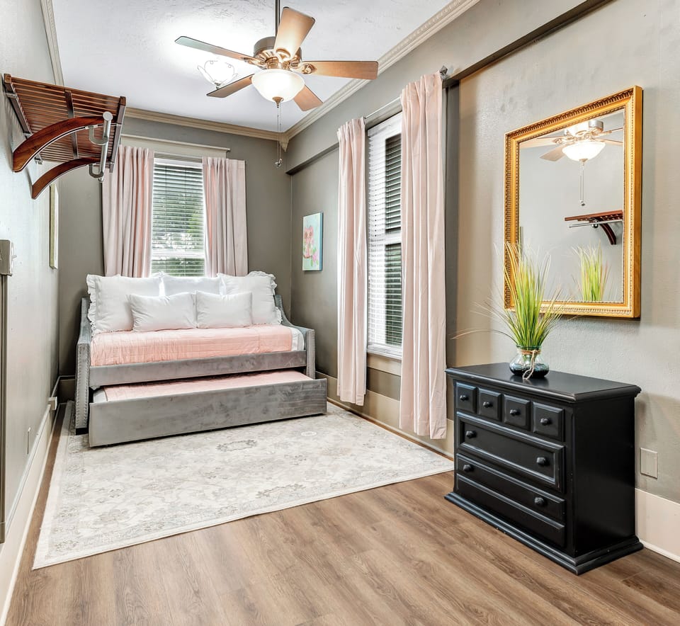 Twin over twin trundle