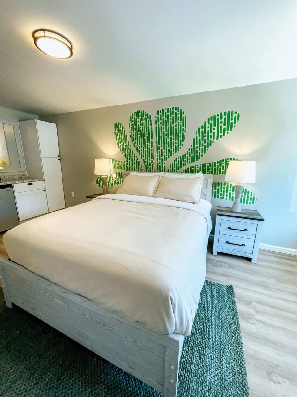 Waking up to the perfect blend of minimalism and nature 