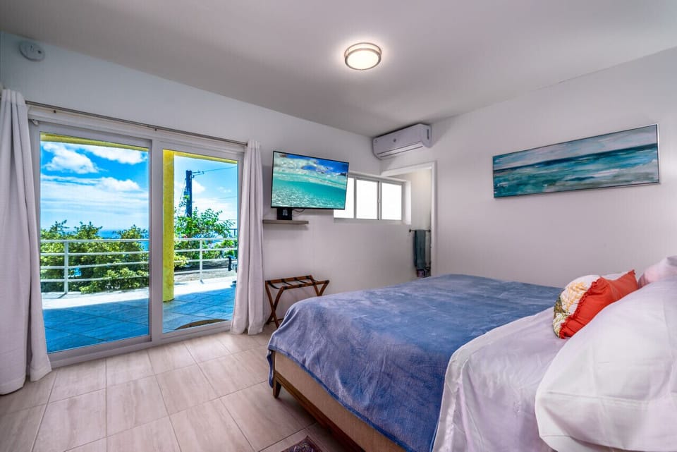 Secondary bedroom with ensuite bath