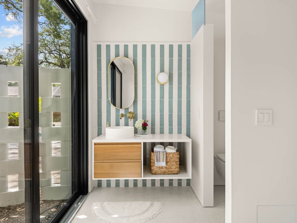 Full bath with separate WC & Shower.