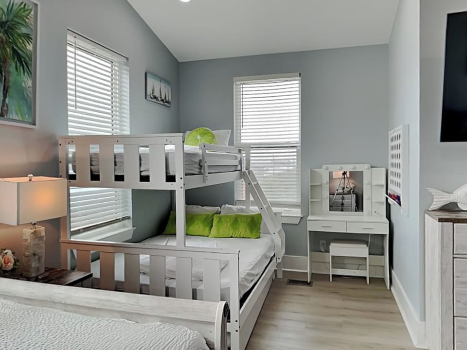 Fourth Bedroom - Twin/Full Bunk, Twin Trundle - Third Floor